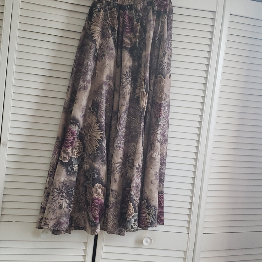 Long   skirt